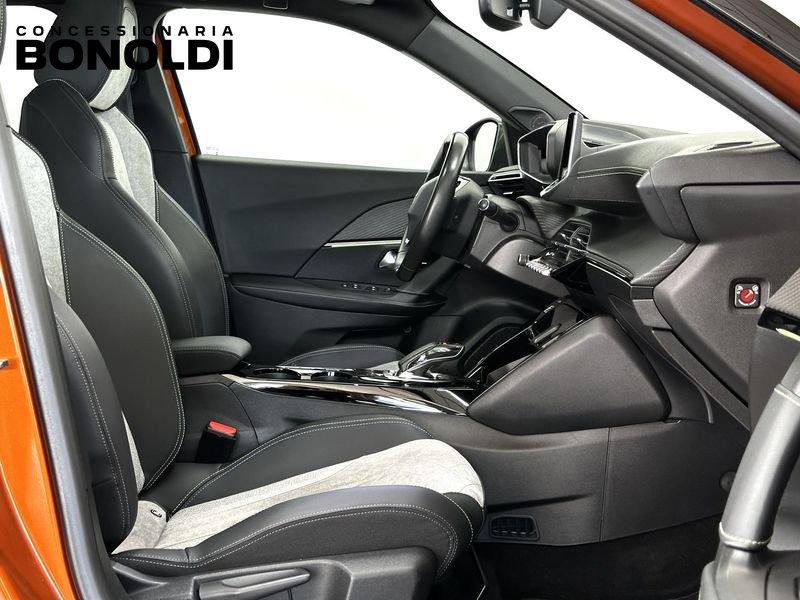 Peugeot 2008 motore elettrico 136 cv GT Full Led Tetto Neopat.