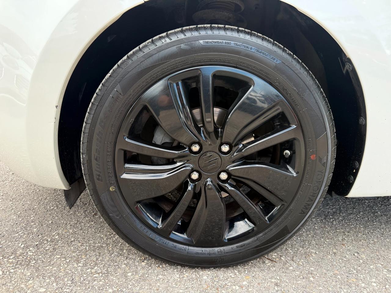 " DA VETRINA " Suzuki Swift 1.2 Hybrid Cool