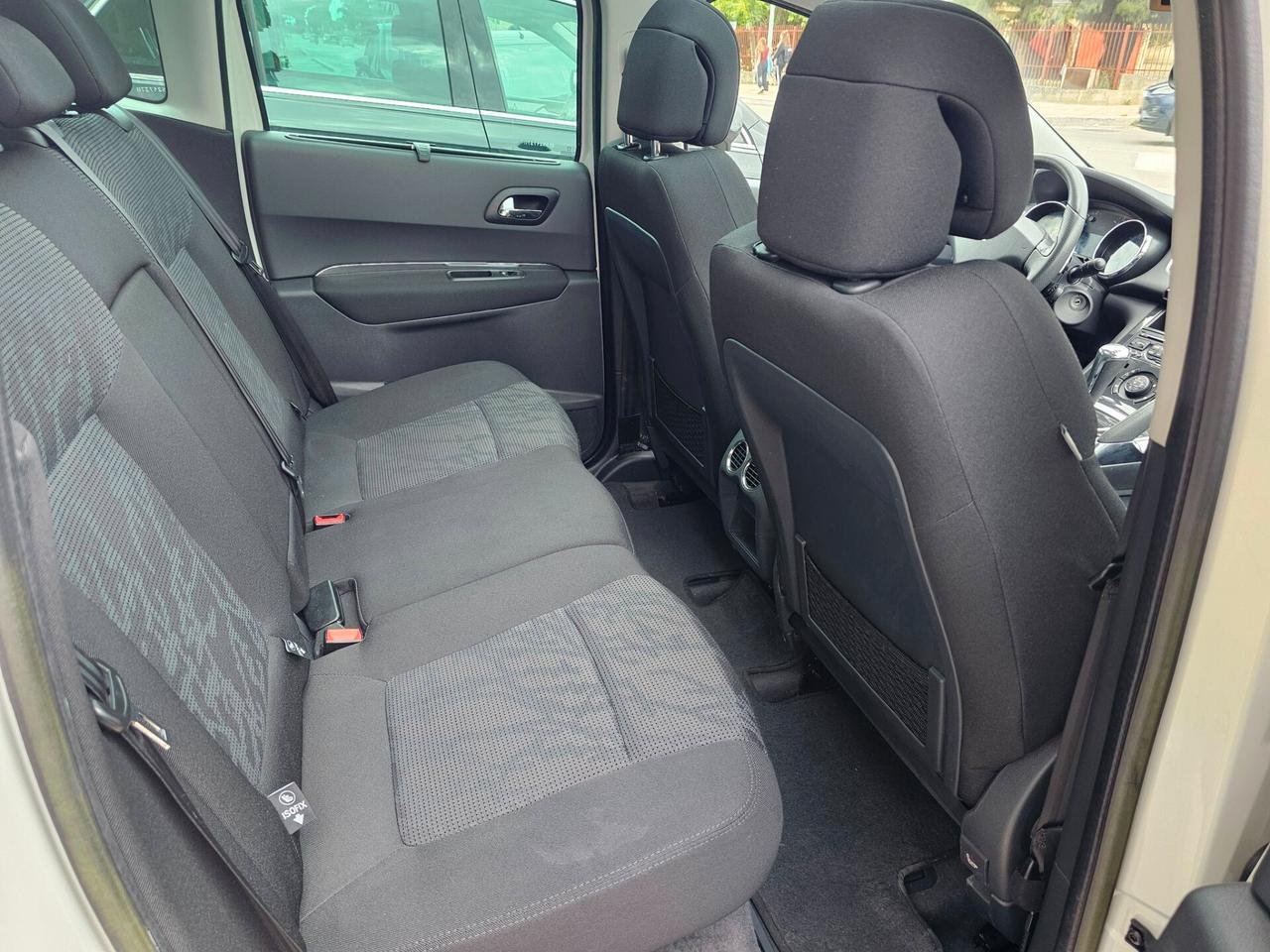 PEUGEOT 3008 1.6 HDI 112CV ACCESS PREMIUM AUTO