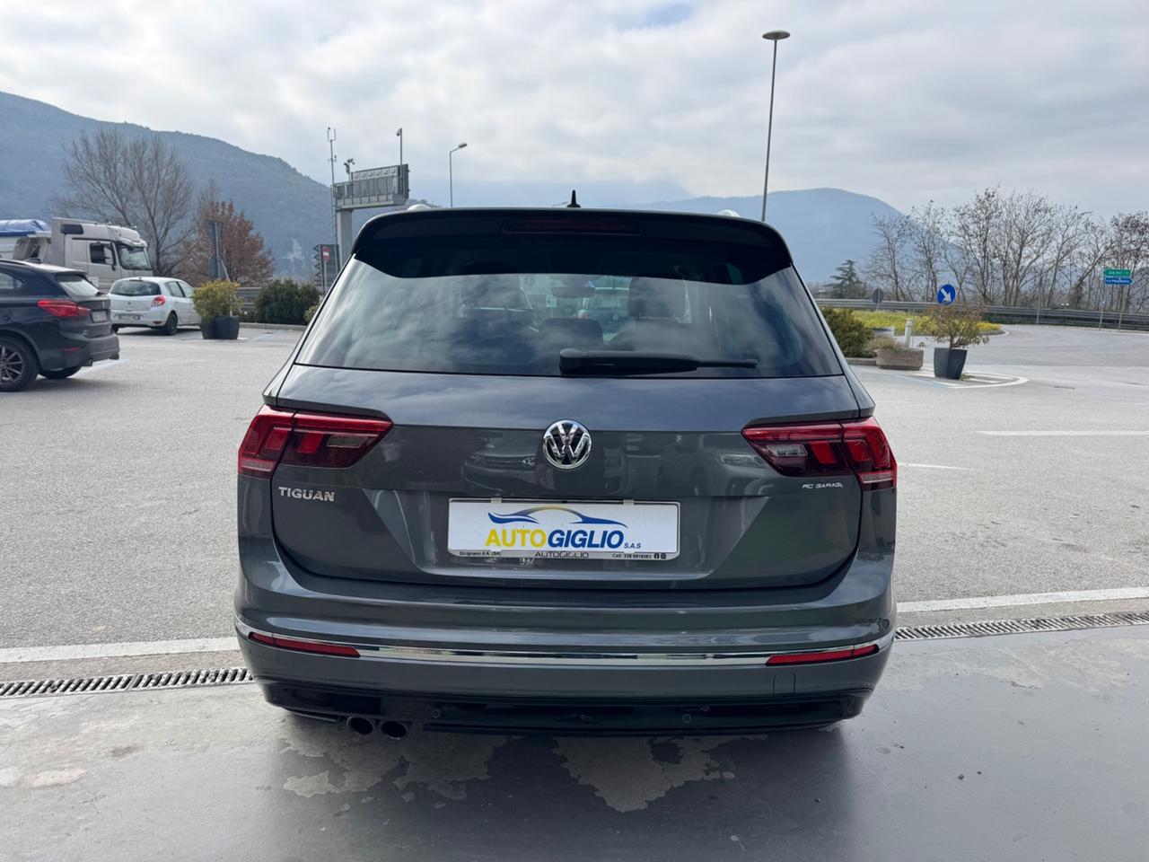 Volkswagen Tiguan 2.0 TDI R-LINE DSG