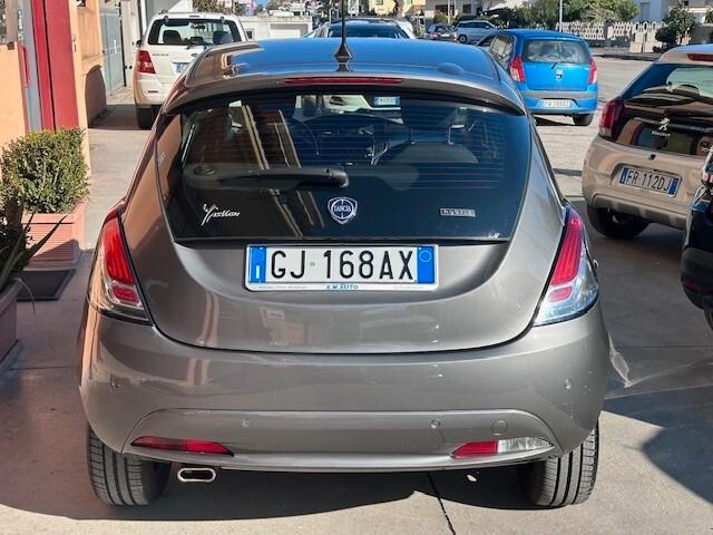 Lancia Ypsilon 1.0 Hybrid 2022 OK NEOPATENTATI