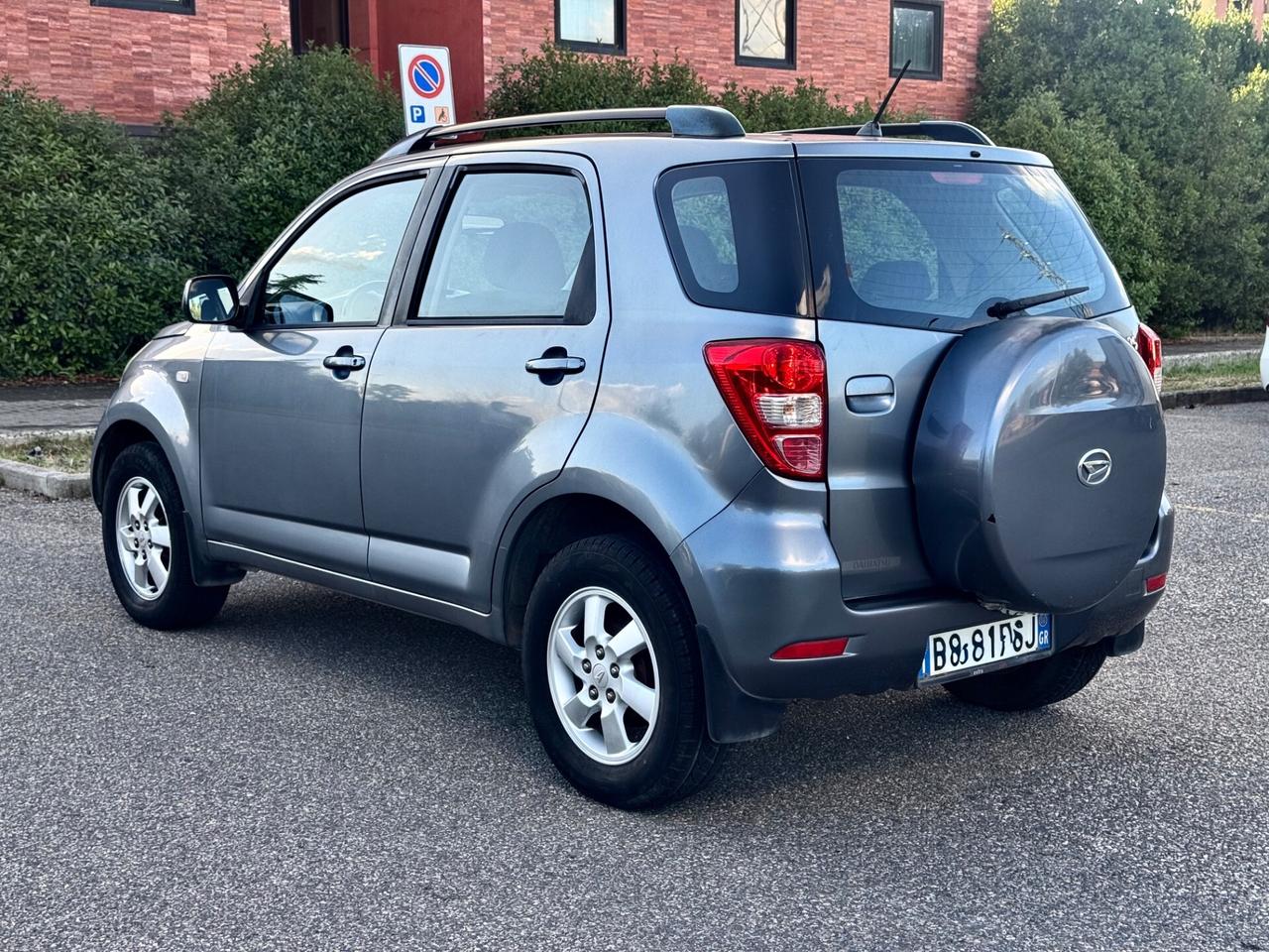 DAIHATSU TERIOS GPL 1.5 4WD SXA 4X4 2008 automatica