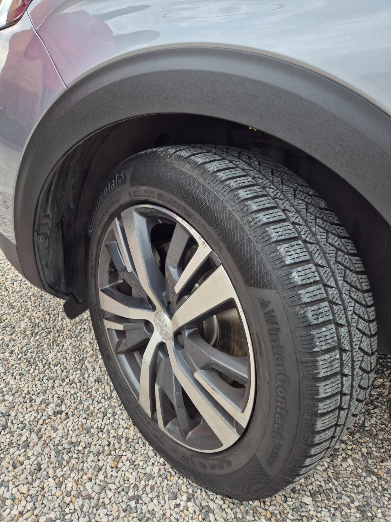Peugeot 3008 Hybrid 225 e-EAT8 Allure Pack
