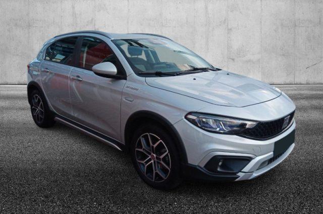 FIAT Tipo 1.5 Hybrid DCT 5 porte Cross