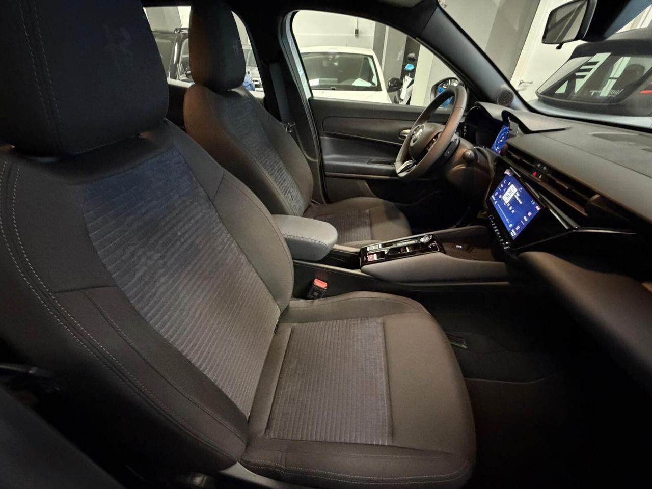 Alfa Romeo Junior 1.2 145 CV Hybrid eDCT6 RATE DA 260 AL MES