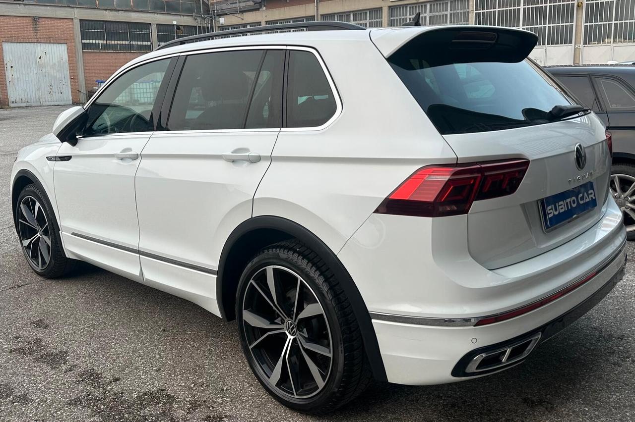 Volkswagen Tiguan 2.0 TDI 150 CV SCR DSG R-Line