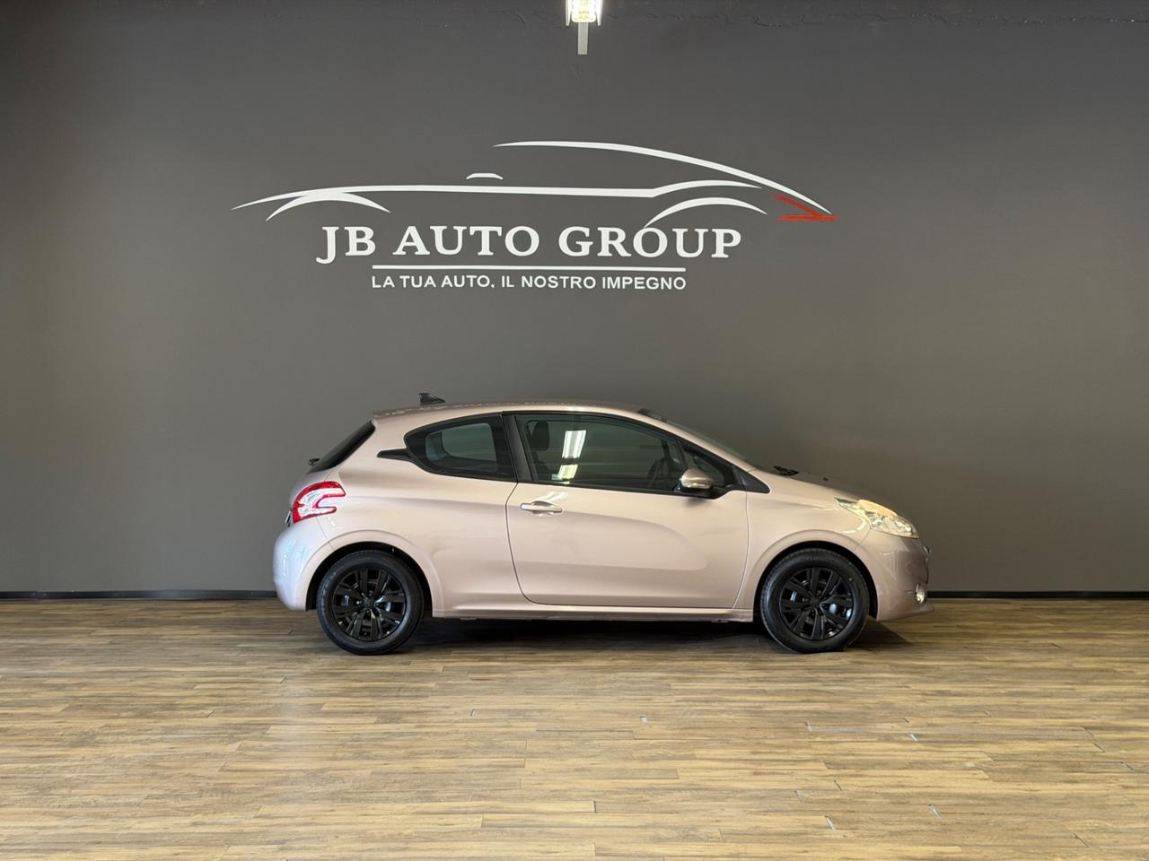 Peugeot 208 1.2 VTi Allure