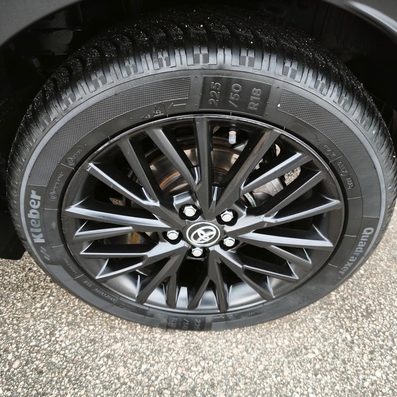 Toyota C-HR 1.8 Hybrid E-CVT Style