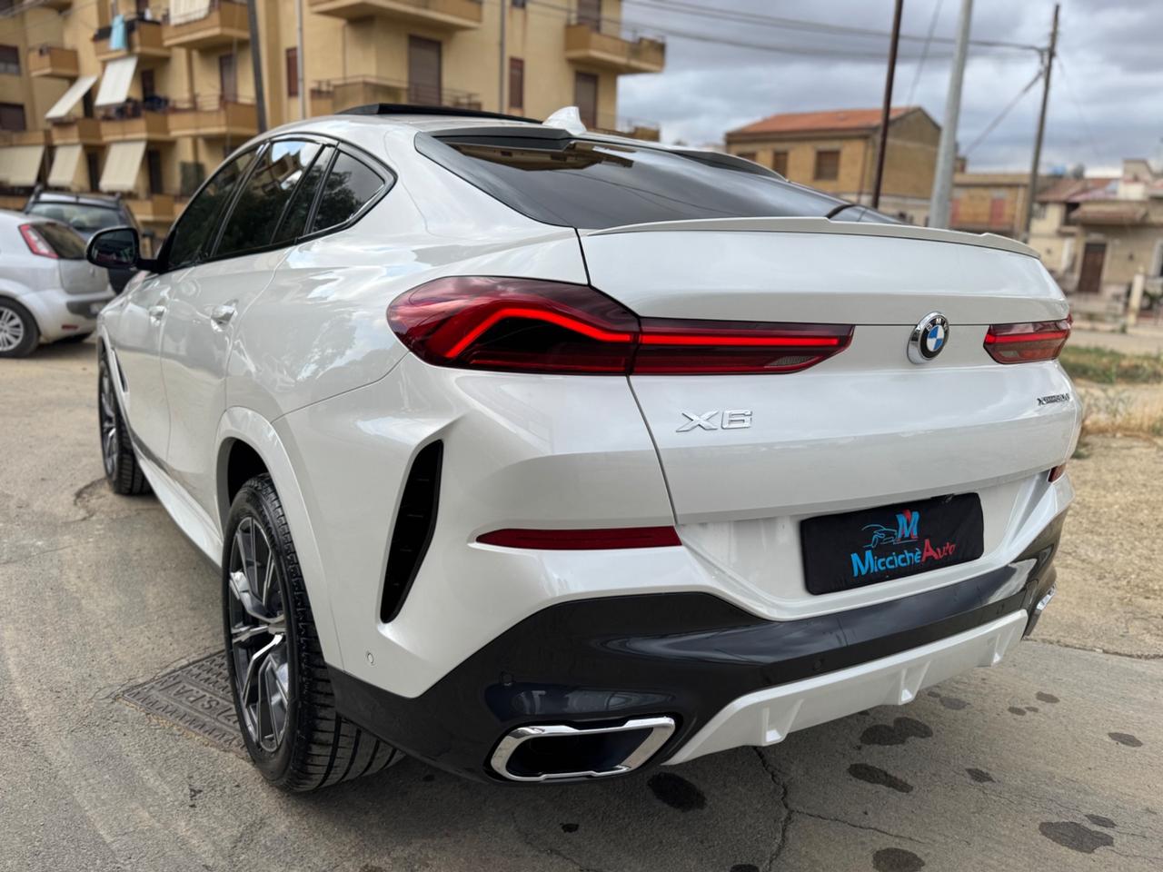 BMW X6 30D 286 CV M-SPORT FULL TETTO IVA ESPOSTA
