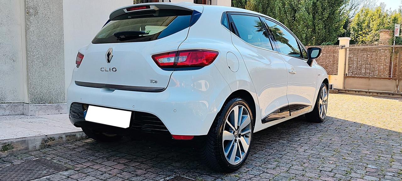 Renault Clio TCe 12V 90CV 5 porte Costume National