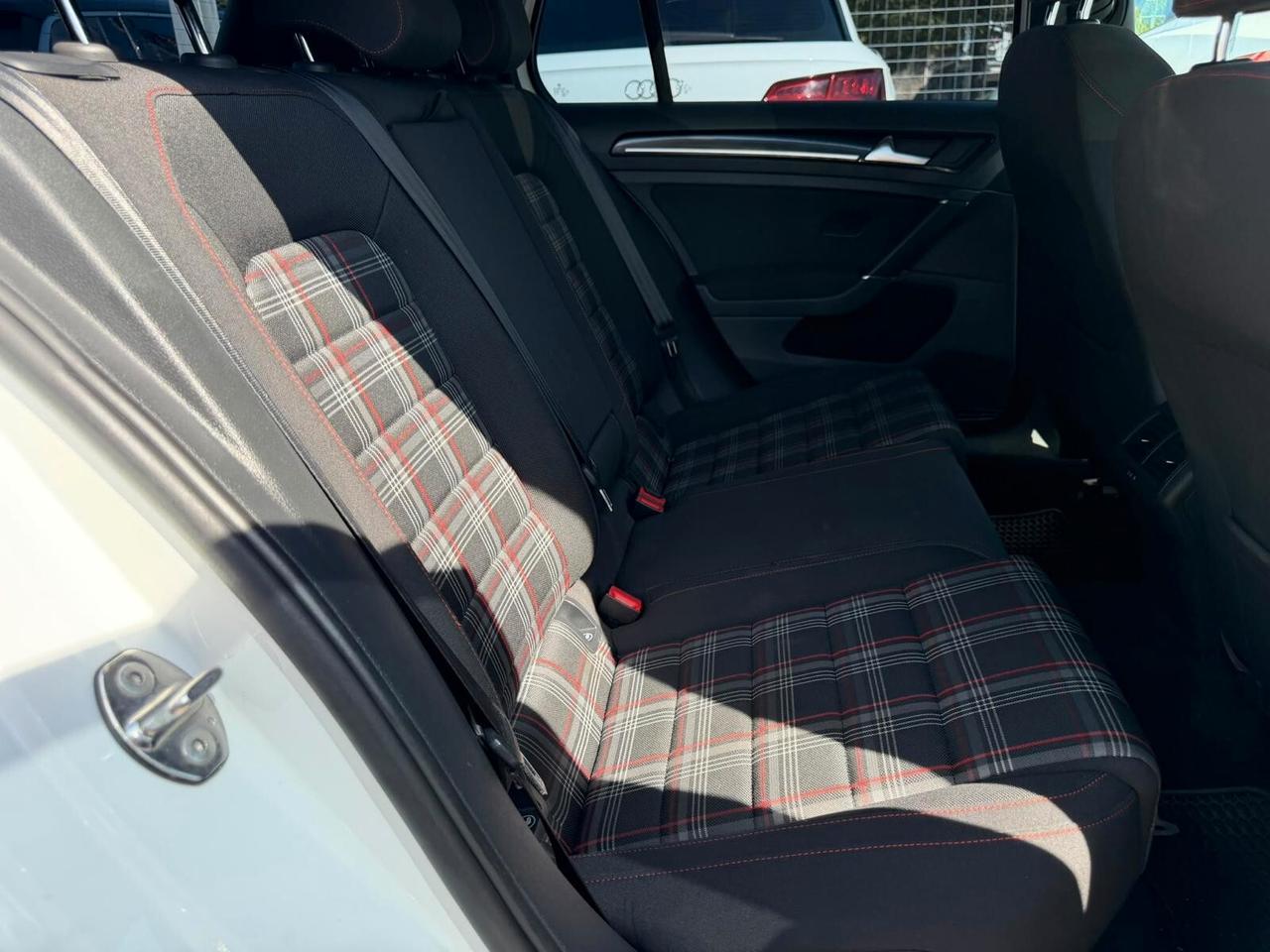 Volkswagen Golf GTI Performance 2.0 TSI 5p. BlueMotion Technology