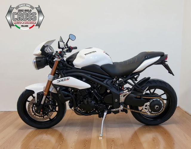 TRIUMPH Speed Triple 1050 - ANNO 2011