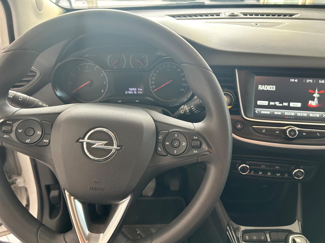 Opel Crossland X 1.2B X neopatentati 2018