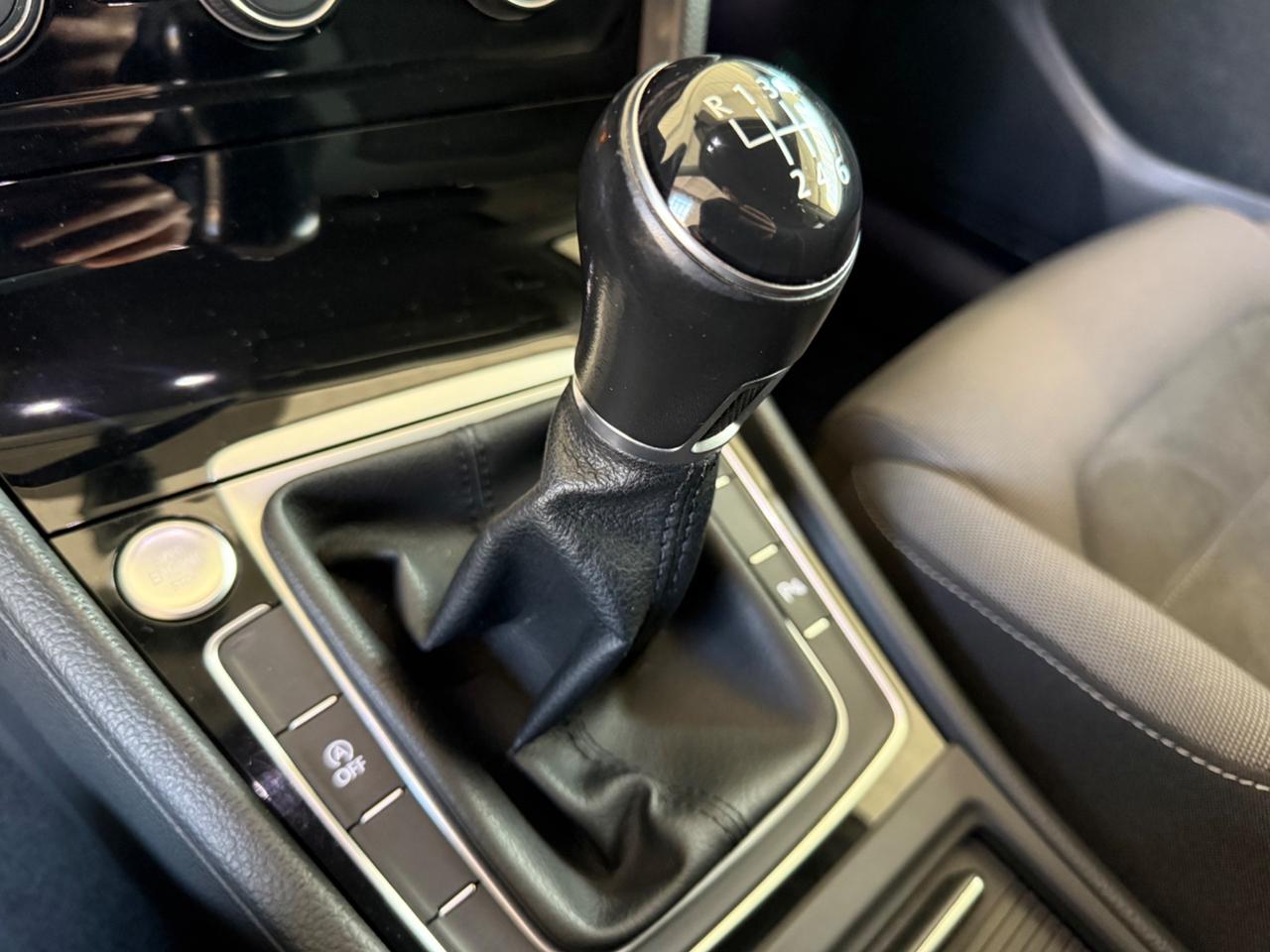 Volkswagen Golf 2.0 TDI 5p. Highline UNICO PROP TAGLIANDI VW