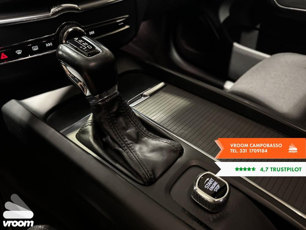 VOLVO XC60 (2017-->) XC60 B4 (d) Geartronic Ins...