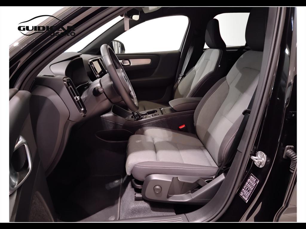 VOLVO XC40 2023 - XC40 2.0 b3 Core auto