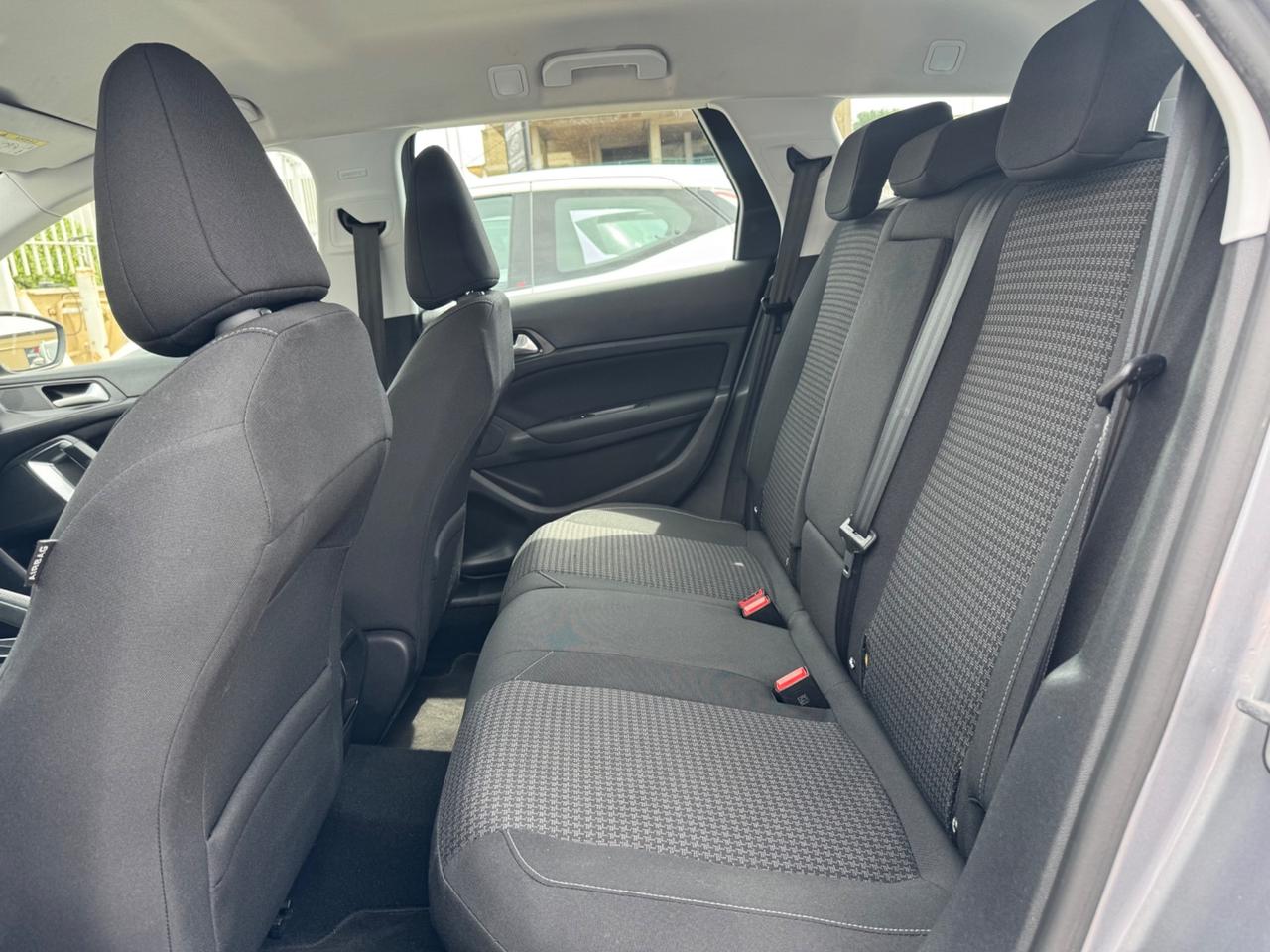 Peugeot 308 1.6 BlueHDi 120 SW NAVI PACK