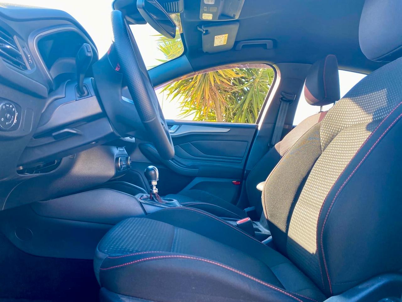 Ford Focus 1.0 EcoBoost Hybrid 125 CV ST-Line