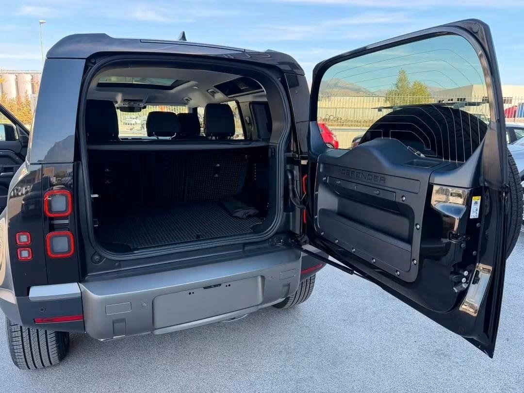 Land Rover Defender 90 3.0D I6 200 CV AWD Auto X-Dynamic SE