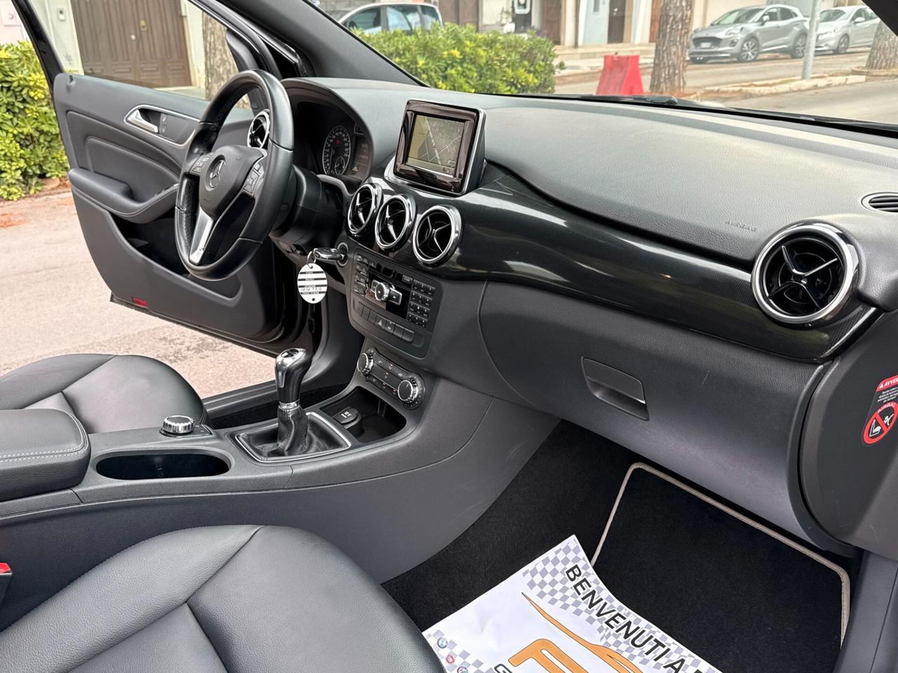 MercedesBenz B 180 CDI *TETTO *PELLE TOTALE - 2014