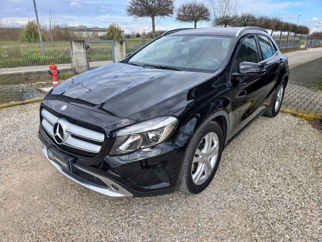 MERCEDES-BENZ GLA 200 CDI Sport