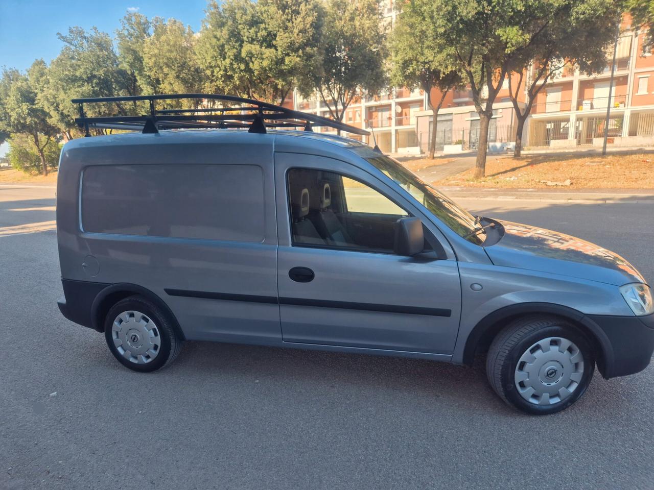 Opel Combo 1.6 94cv metano casa madre 2010