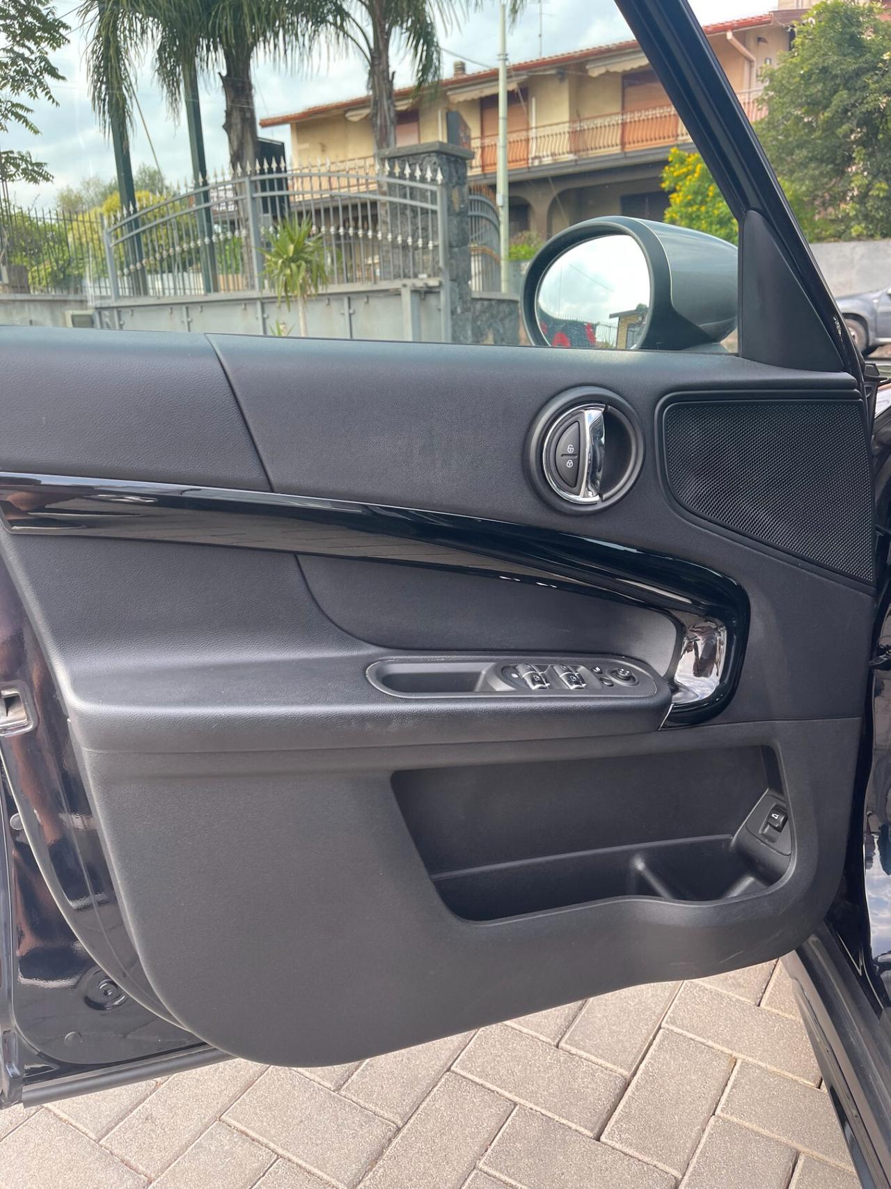 Mini Cooper D Countryman 2.0 150cv
