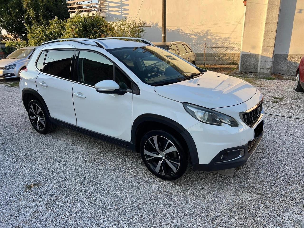 Peugeot 2008 BlueHDi 120 S&S Crossway