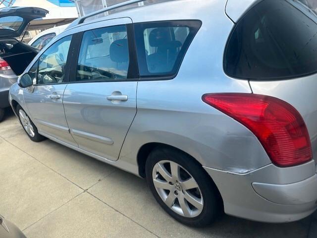 PEUGEOT 308 1,5 DIESEL