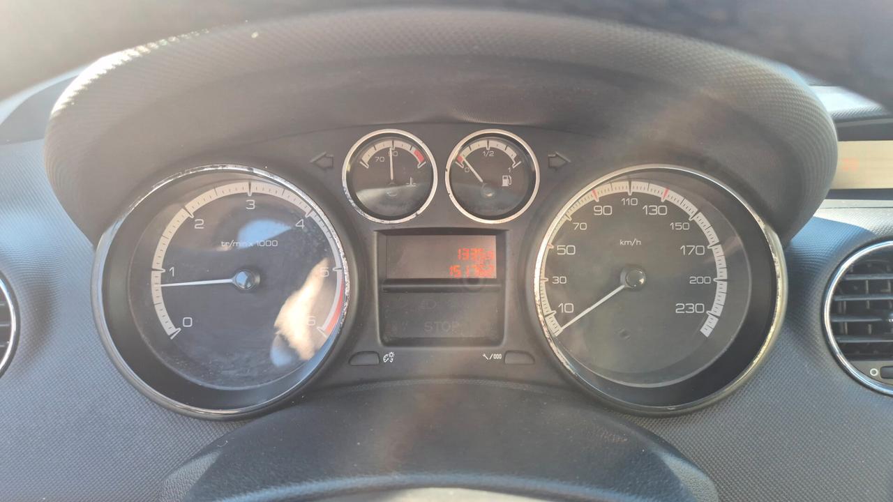 Peugeot 308 1.6 HDi 90CV 5p. Tecno
