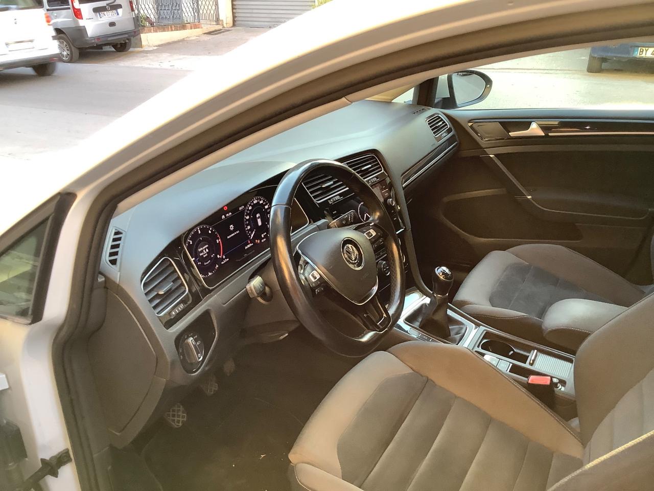 Volkswagen Golf 1.6 TDI 115 CV 5p. Highline BlueMotion Technology