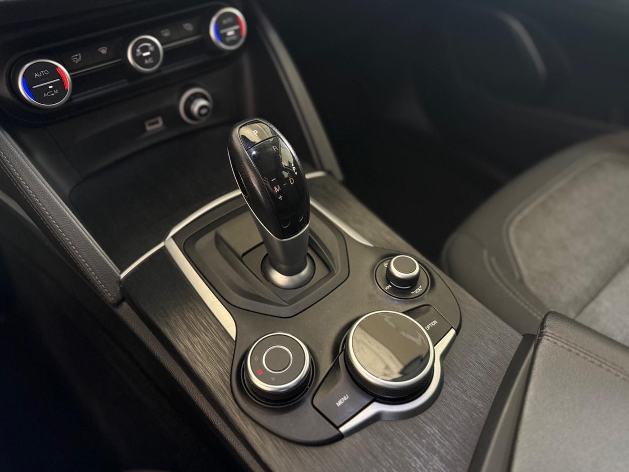 Alfa Romeo Stelvio 2.2 TD 190 CV AT8 Q4 Executive