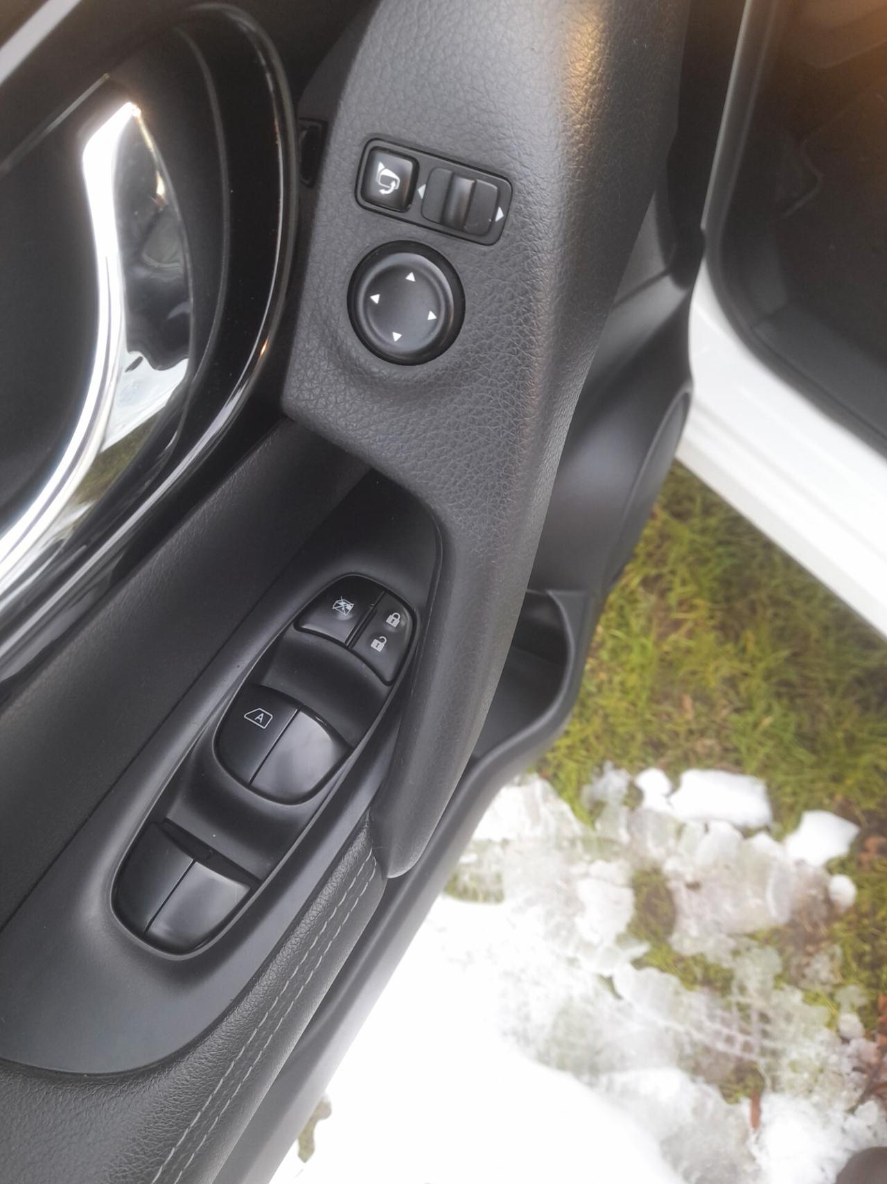 Nissan Qashqai 1.6 dCi 2WD N-Connecta