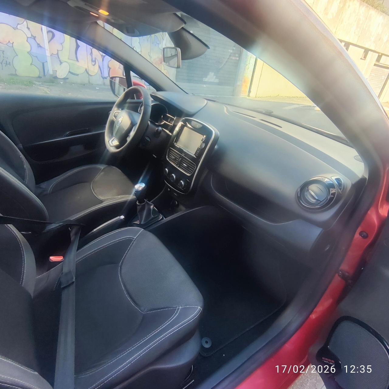 Renault Clio dCi 8V 90CV EDC Start&Stop 5 porte Energy Intens euro 6 s