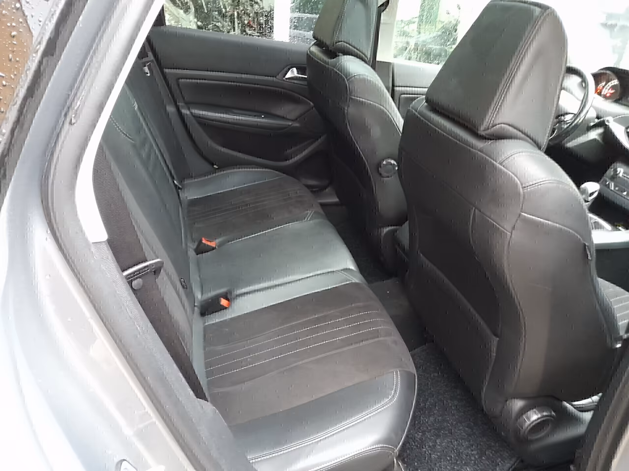Peugeot 308 1.6 e-HDi 115 CV Stop&Start SW Allure