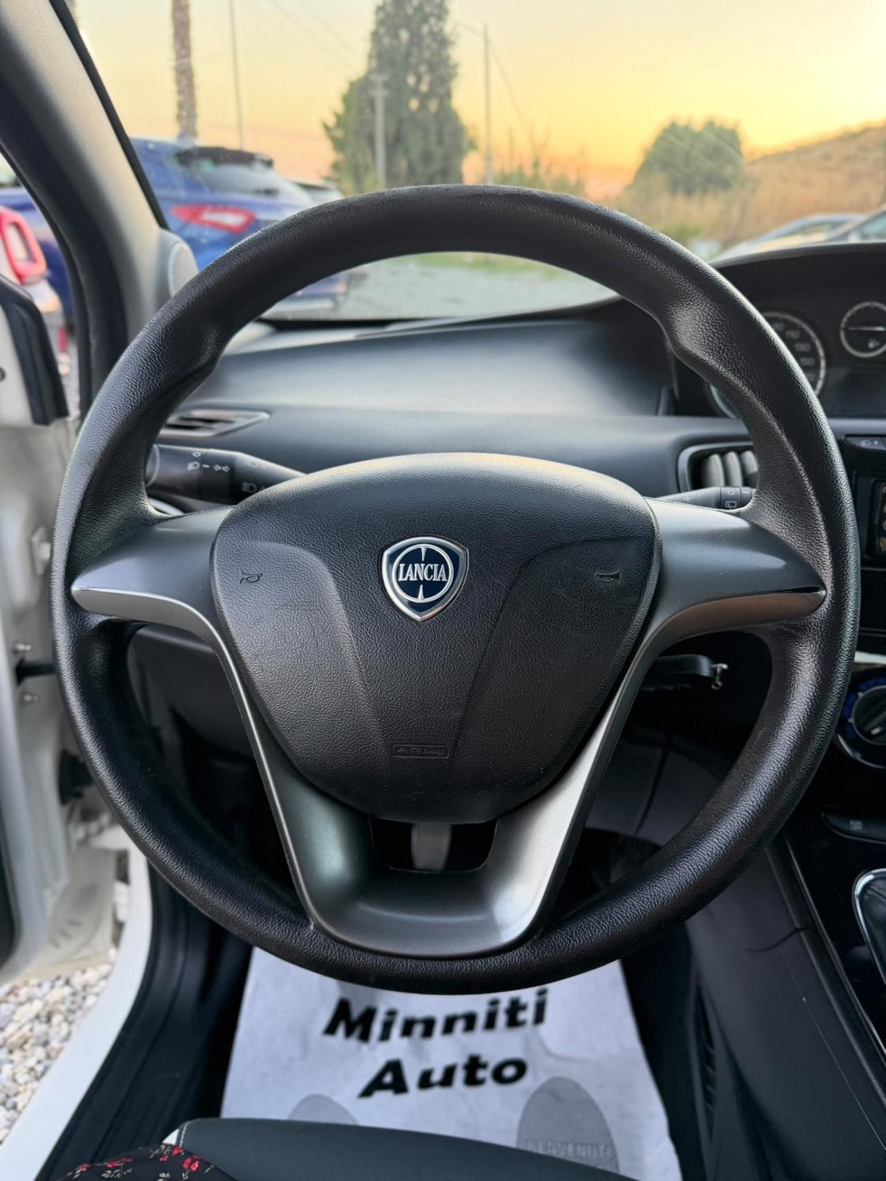 Lancia Ypsilon 1.3 MJT 16V 95 CV 5 porte S&S Gold