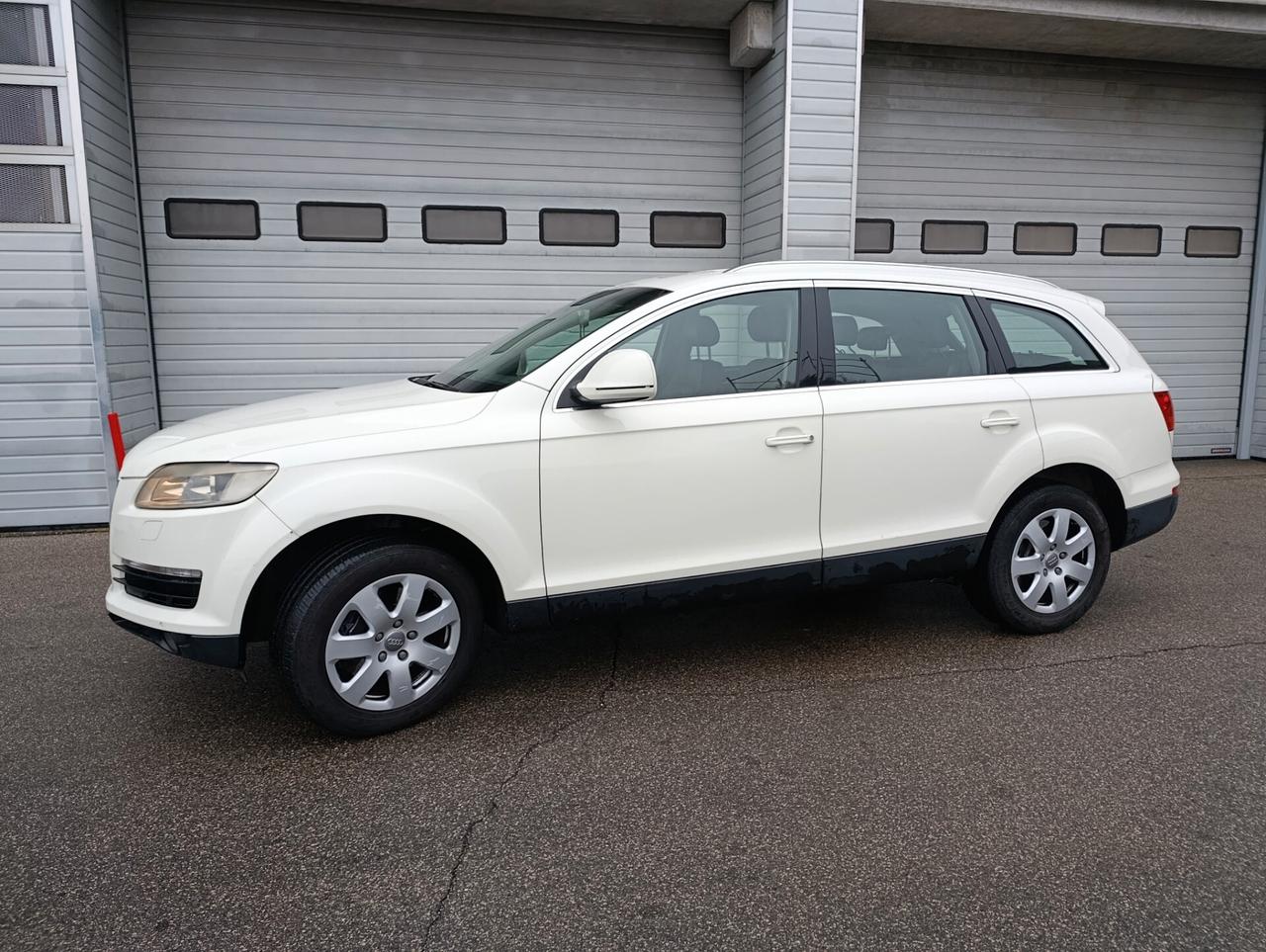 Audi Q7 4.2 V8 TDI quattro Tiptronic