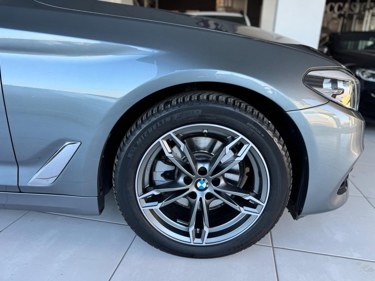 Bmw 520d xDrive Sport 190cv Line