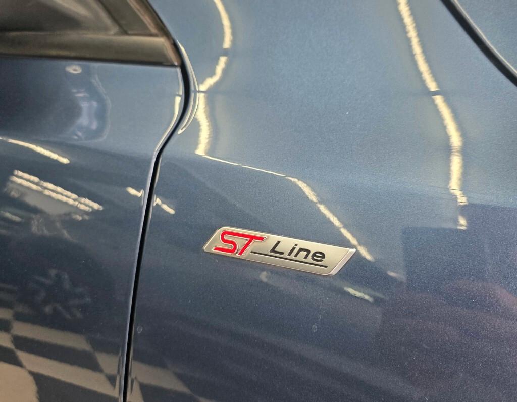Ford Focus 1.0 EcoBoost Hybrid 155 CV 5p. ST-Line X