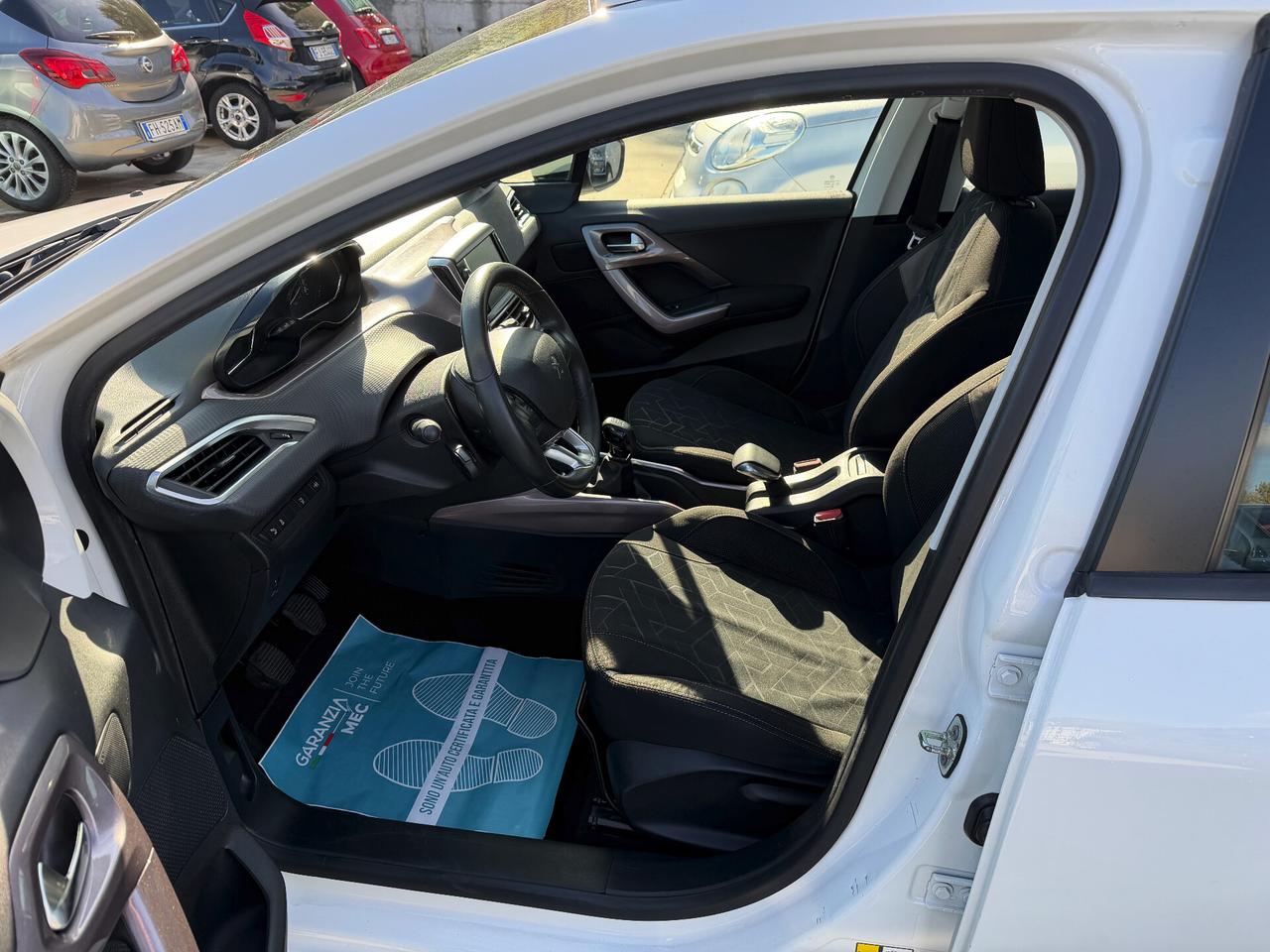 Peugeot 2008 PureTech 82 Active