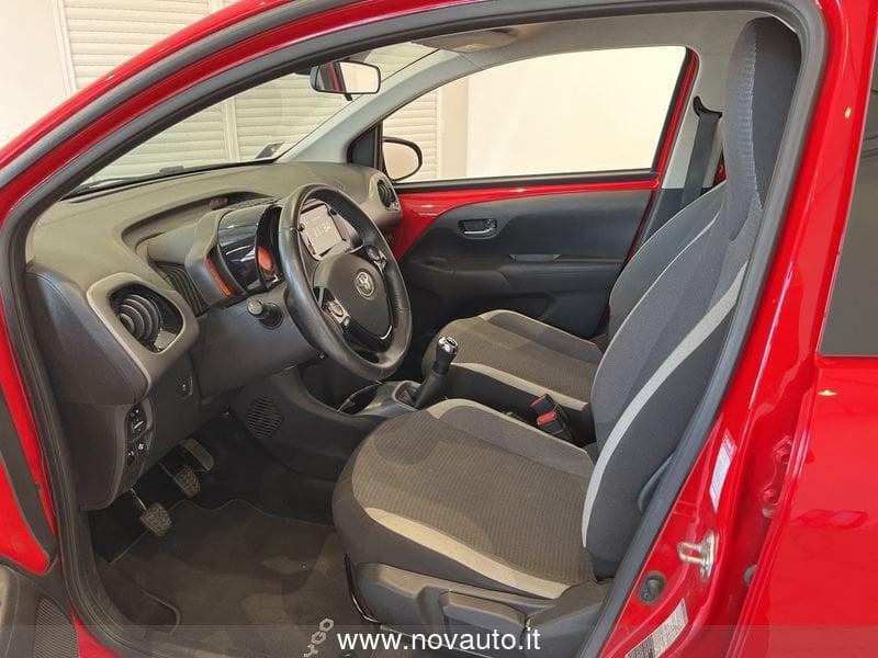Toyota Aygo Aygo Connect 1.0 VVT-i 72 CV 5 porte x-play