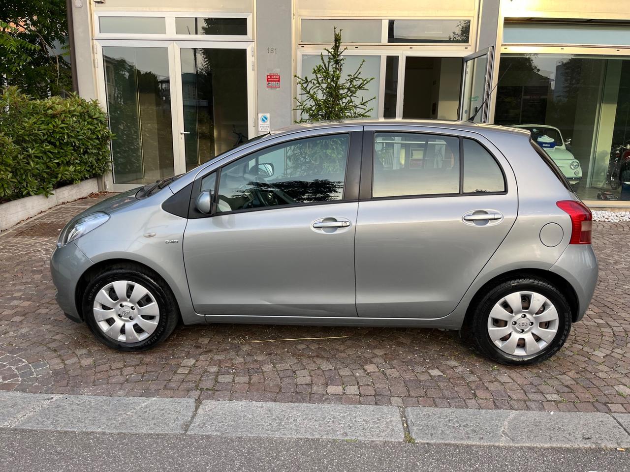 Toyota Yaris 1.4 D-4D 5 porte Sol