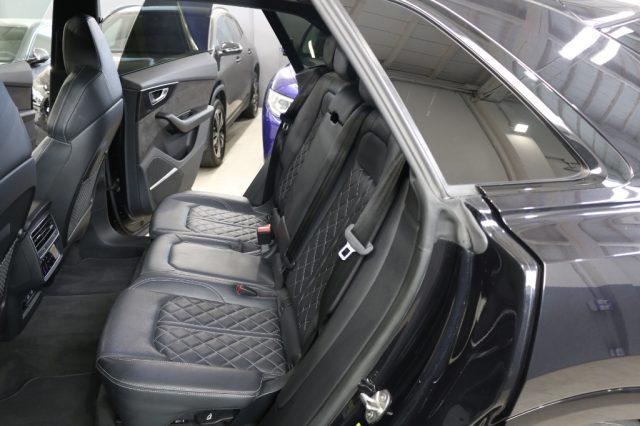 AUDI SQ8 TDI quattro tiptronic