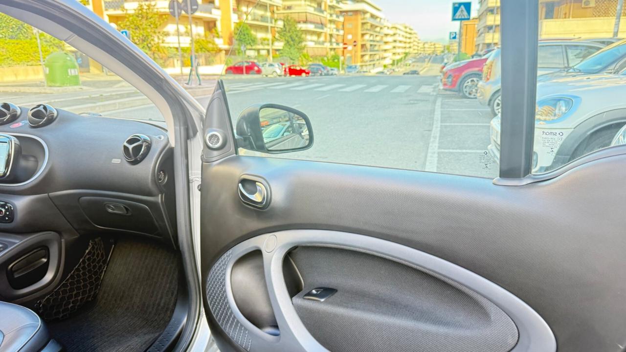 Smart ForTwo 90 0.9 T twinamic cabrio Prime LED NAVI KAMERA JBL CERCHI 15 PDC BLUETOOTH SEDILI RISCALDATI