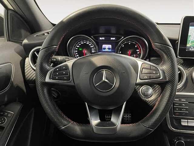 Mercedes-Benz A 180 1.5D 109CV Premium AMG line