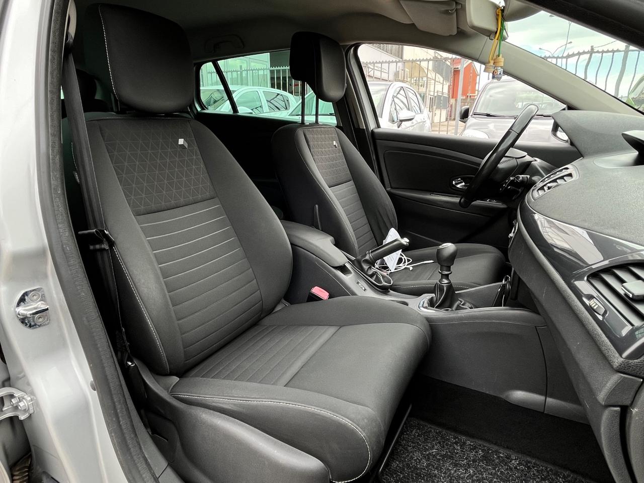 Renault Megane 1.5 dCi 110CV SporTour Limited OK NEOPATENTI