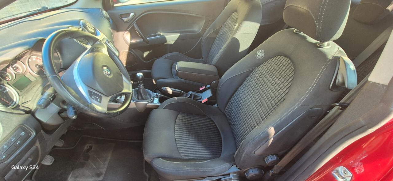 ALFA ROMEO MiTo 1.4 105 CV M.air SeS Distinctive