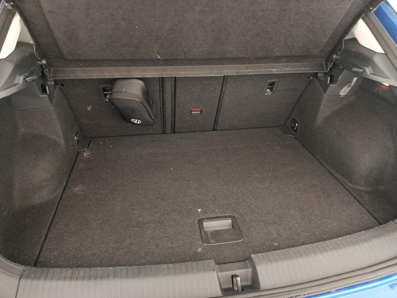 VOLKSWAGEN T-Roc - T-Roc 1.0 TSI Life