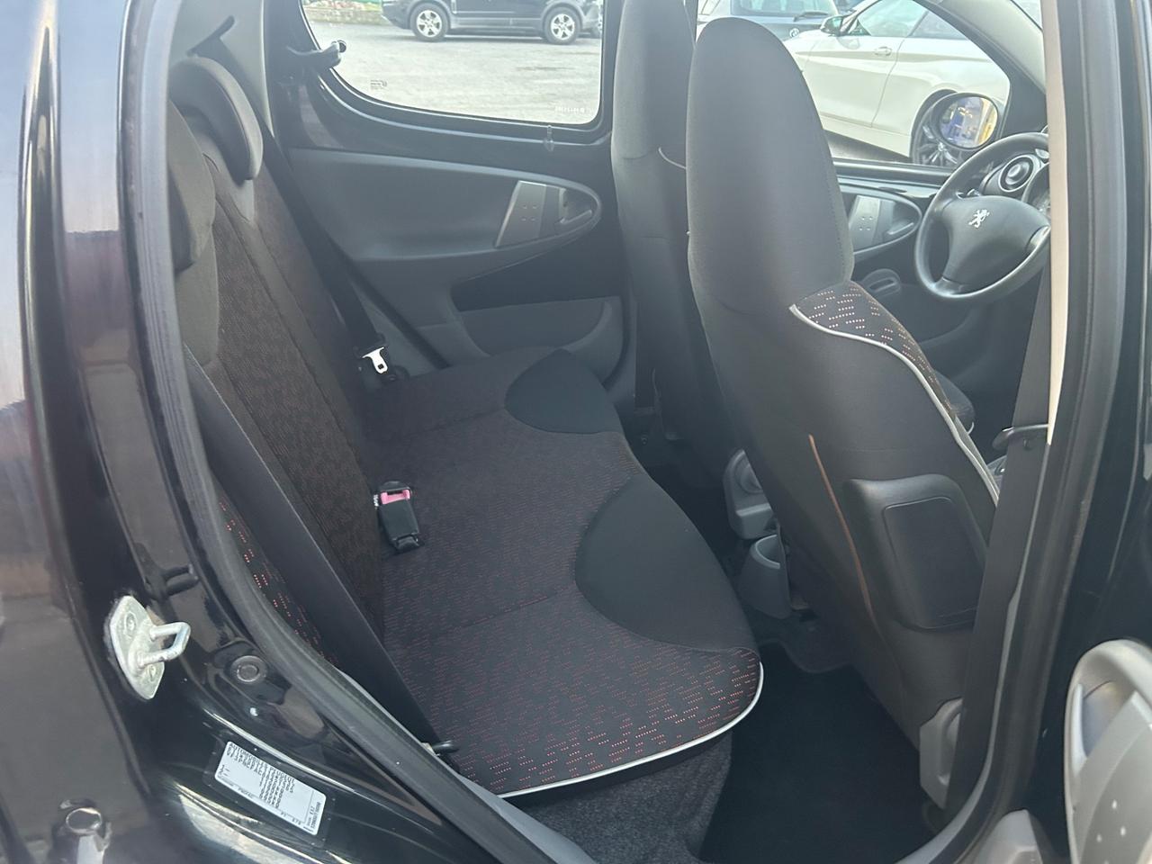 Peugeot 107 1.0 68CV 5p. Plaisir 56000km