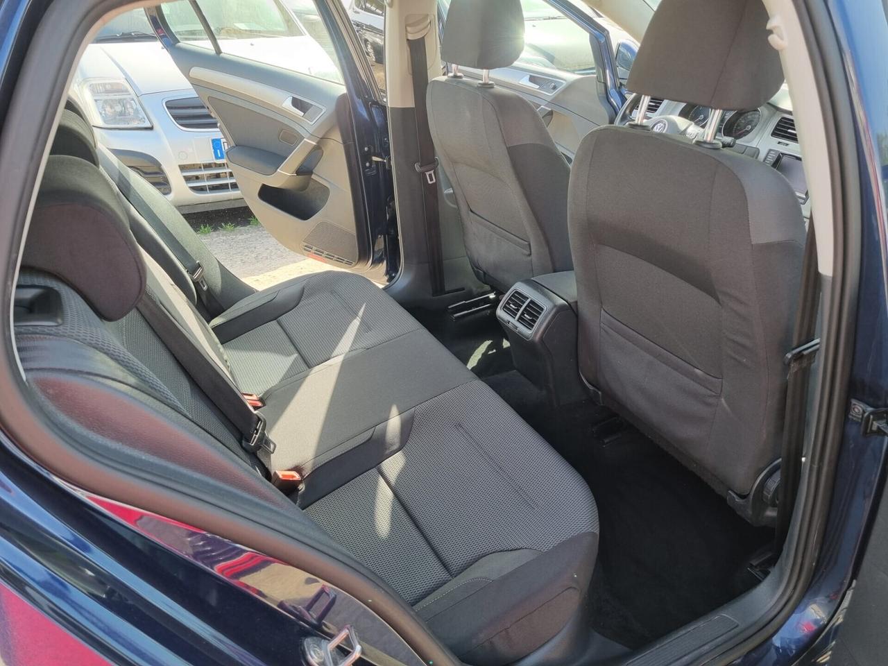 Volkswagen Golf 1.6 TDI 5p. Highline BlueMotion Technology